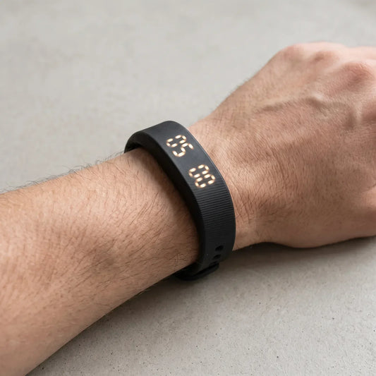 Vibrating Wristband vs Bed Shaker: Which Silent Alarm Suits You?